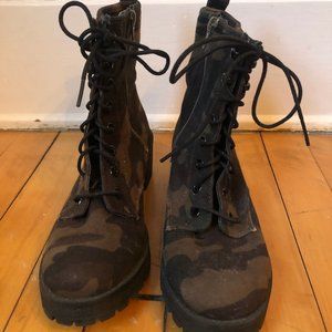 Steve Madden Madden Girl Eloisee Camo Combat Boots